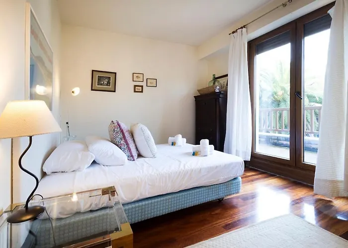 Gabi Enea Ideal Familias * Хондаррибиа